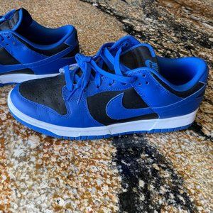 Nike Dunk Low Retro Hyper Cobalt Sneakers
